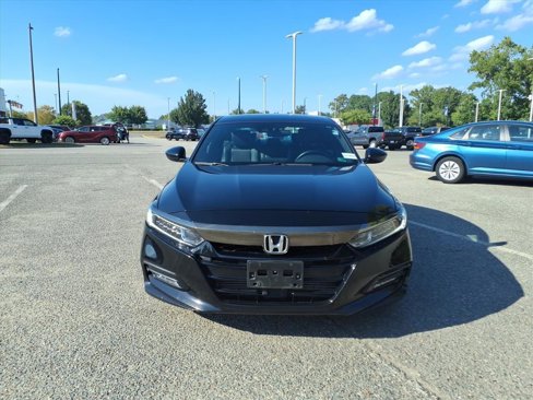 Used 2020 Honda Accord Sport image 2