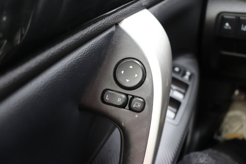 Used 2024 Mitsubishi Eclipse Cross SE image 42