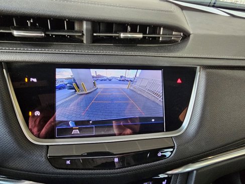 Used 2021 Cadillac XT5 Premium Luxury image 19