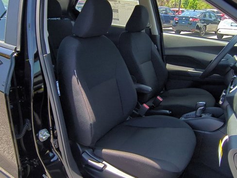 New 2025 Nissan Kicks Play S image 37