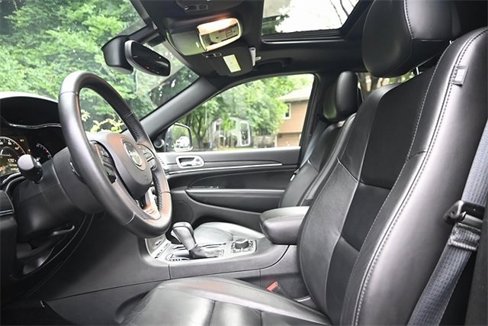 Used 2019 Jeep Grand Cherokee Limited image 28