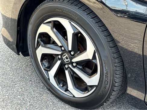Used 2016 Honda Accord EX image 23