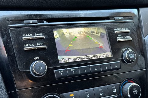 Used 2018 Nissan Rogue Sport S image 21