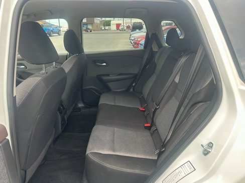 Used 2023 Nissan Rogue SV image 17