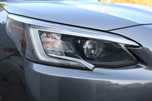 Used 2022 Subaru Outback Premium image 11