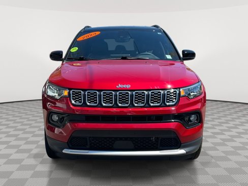 Used 2024 Jeep Compass Limited image 2