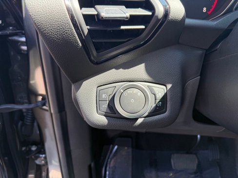 Used 2018 Ford Escape Titanium image 9