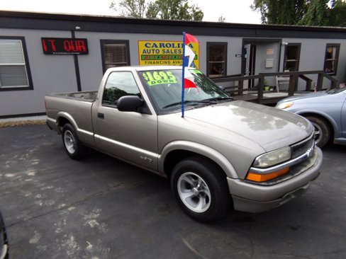 Used 1999 Chevrolet S10 Pickup LS w/ Preferred Equipment Group image 3