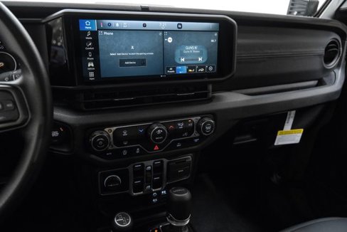 Used 2025 Jeep Gladiator Sport image 68