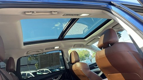 Used 2019 Subaru Ascent Touring w/ Popular Package #2 image 12