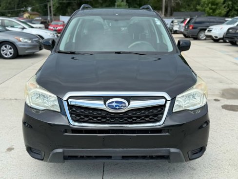 Used 2015 Subaru Forester 2.5i Premium w/ All-Weather Package image 2