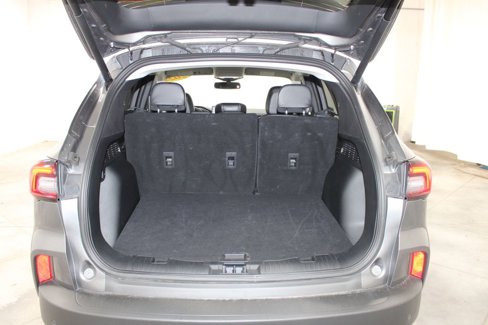 Used 2024 Ford Escape Platinum image 24