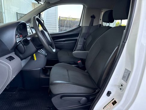 Used 2015 Chevrolet City Express LS image 9