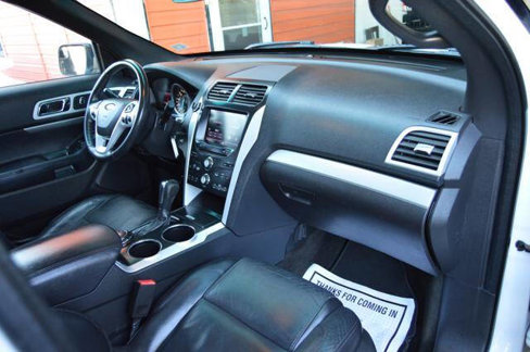 Used 2013 Ford Explorer XLT image 17