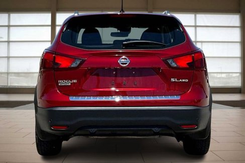 Used 2019 Nissan Rogue Sport SL image 4