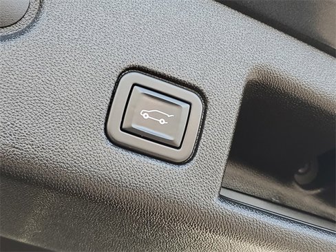 Used 2021 Chevrolet Equinox LT image 33