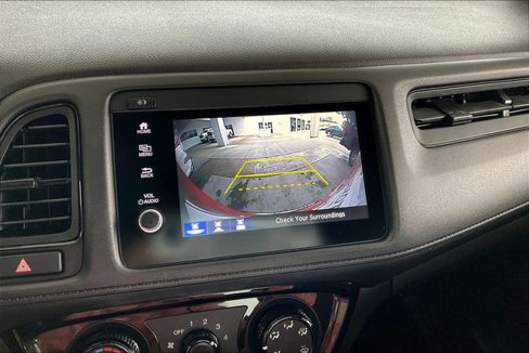Used 2019 Honda HR-V Sport image 11