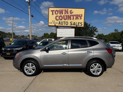 Used 2013 Nissan Rogue SV w/ Premium Pkg image 4