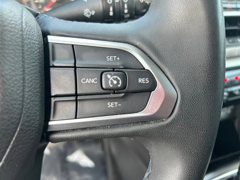 Used 2022 Jeep Compass Latitude image 15