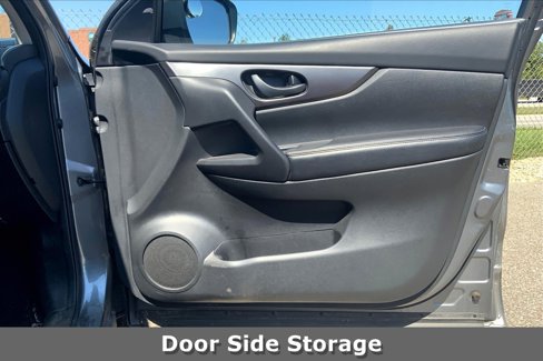 Used 2018 Nissan Rogue Sport S w/ S Appearance Package image 24