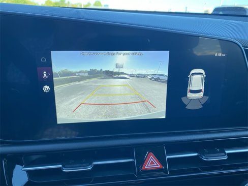 New 2025 Kia Niro EX Touring image 17