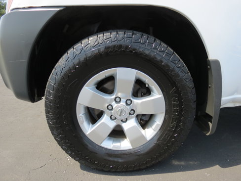 Used 2011 Nissan Xterra S image 32