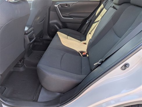 Used 2021 Toyota RAV4 LE image 24