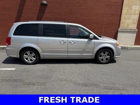 Used 2011 Dodge Grand Caravan Crew w/ Entertainment Group 1 image 1