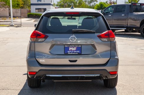 Used 2017 Nissan Rogue S image 6