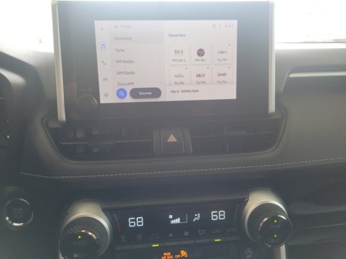 Used 2024 Toyota RAV4 XLE image 21