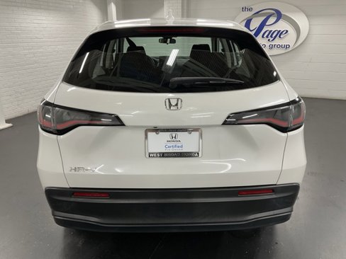 Certified 2023 Honda HR-V LX image 4