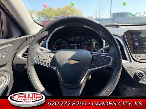 Used 2024 Chevrolet Malibu LT image 9