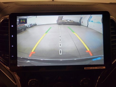 Used 2015 Jeep Grand Cherokee Summit image 16