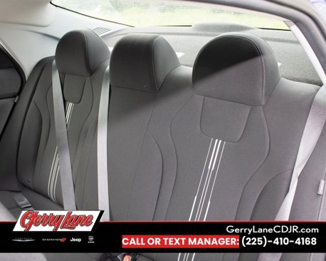 Used 2024 Hyundai Elantra SEL image 18