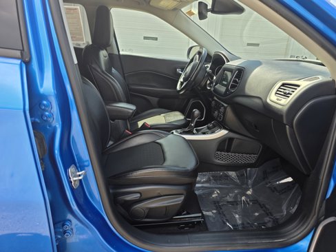 Certified 2021 Jeep Compass Latitude w/ Convenience Group image 18