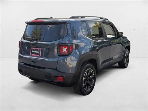 Used 2023 Jeep Renegade Latitude image 5