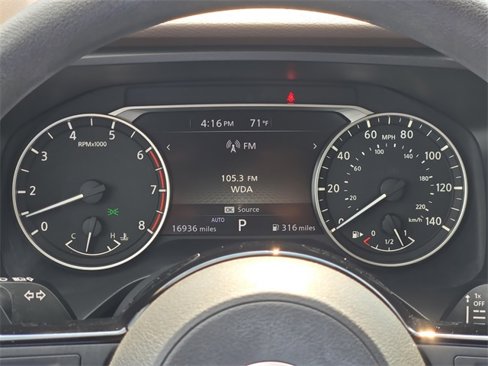 Used 2022 Nissan Rogue SV image 23