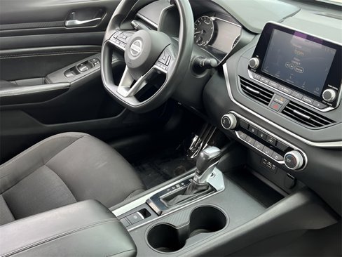 Used 2020 Nissan Altima 2.5 S image 3
