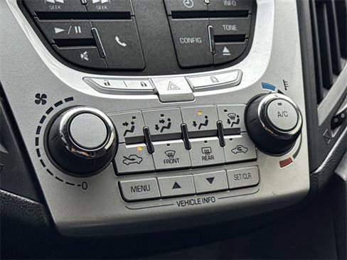 Used 2015 Chevrolet Equinox LT w/ Driver Convenience Package image 20