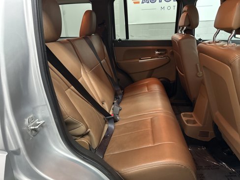 Used 2012 Jeep Liberty Limited image 27