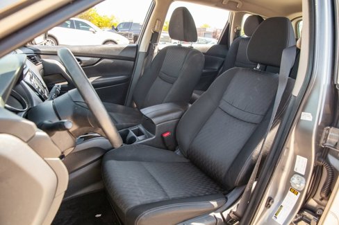 Used 2017 Nissan Rogue S image 13