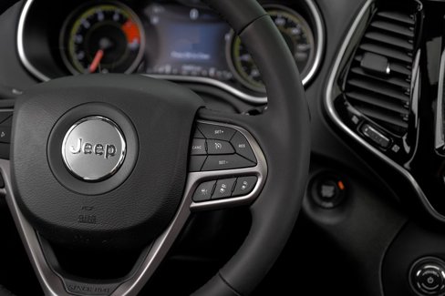 Used 2021 Jeep Cherokee Limited w/ Elite Package image 28
