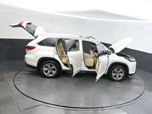 Used 2019 Toyota Highlander Limited image 46