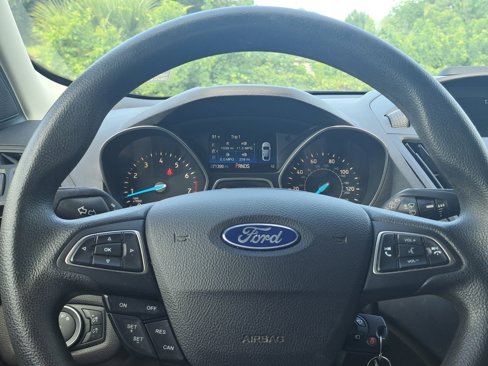 Used 2019 Ford Escape S image 20