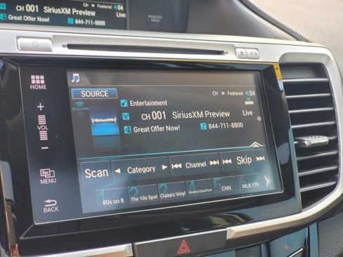 Used 2017 Honda Accord EX image 24