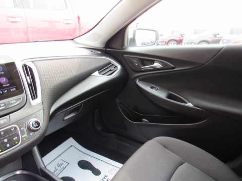 Used 2024 Chevrolet Malibu LT image 23