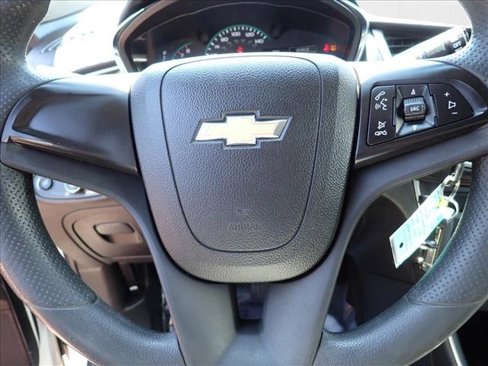 Used 2017 Chevrolet Trax LS image 13