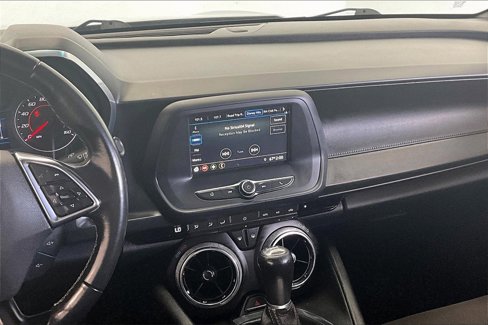 Used 2019 Chevrolet Camaro LT image 6
