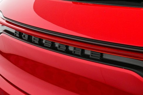 Certified 2024 Porsche Macan image 37