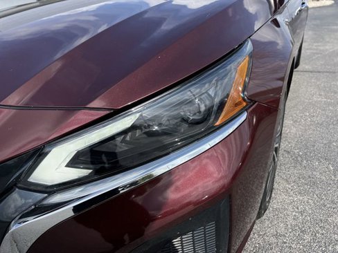 Used 2024 Nissan Altima 2.5 SV image 35